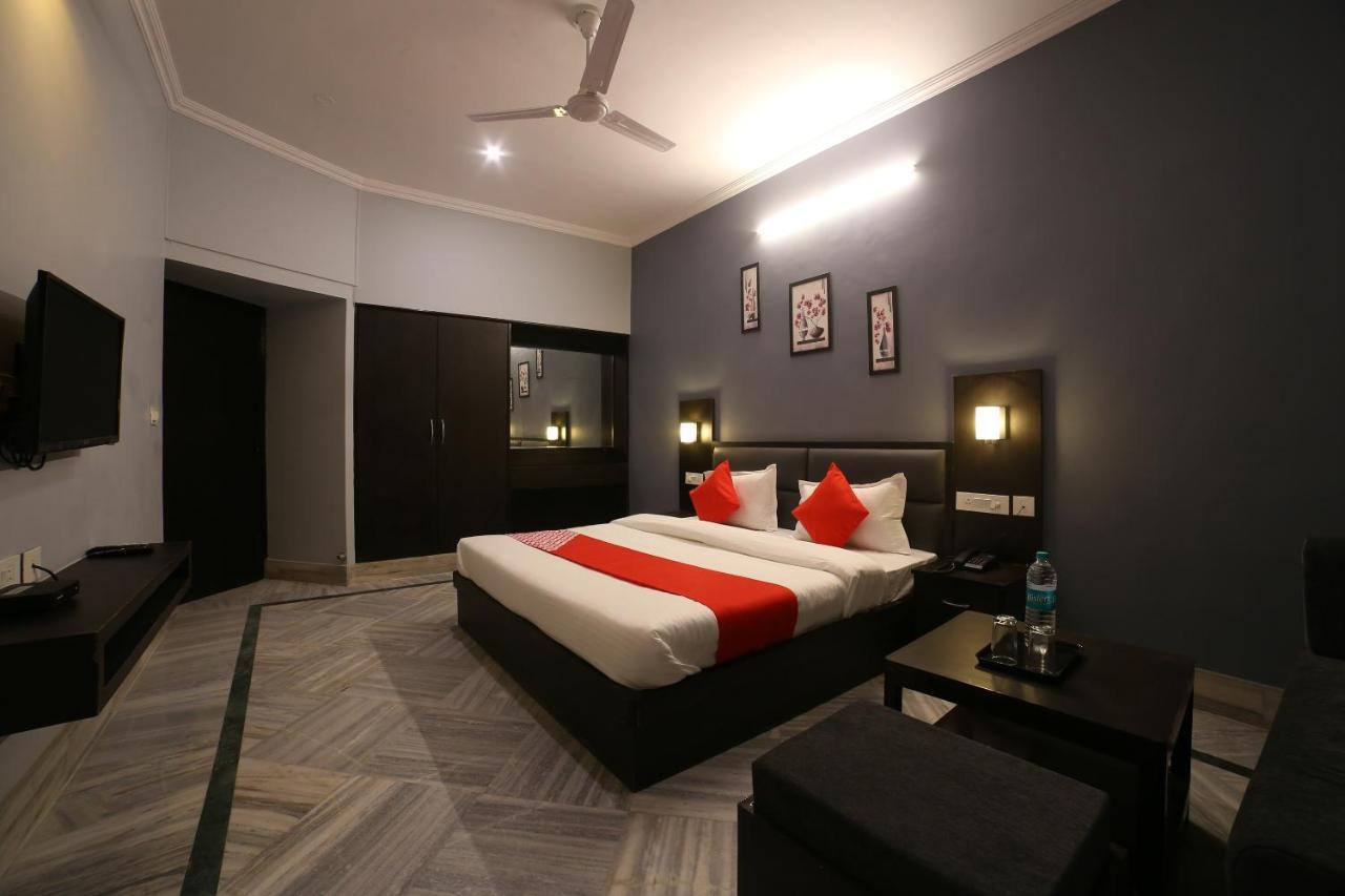 Oyo 16536 Hotel Vasko Jaipur Luaran gambar