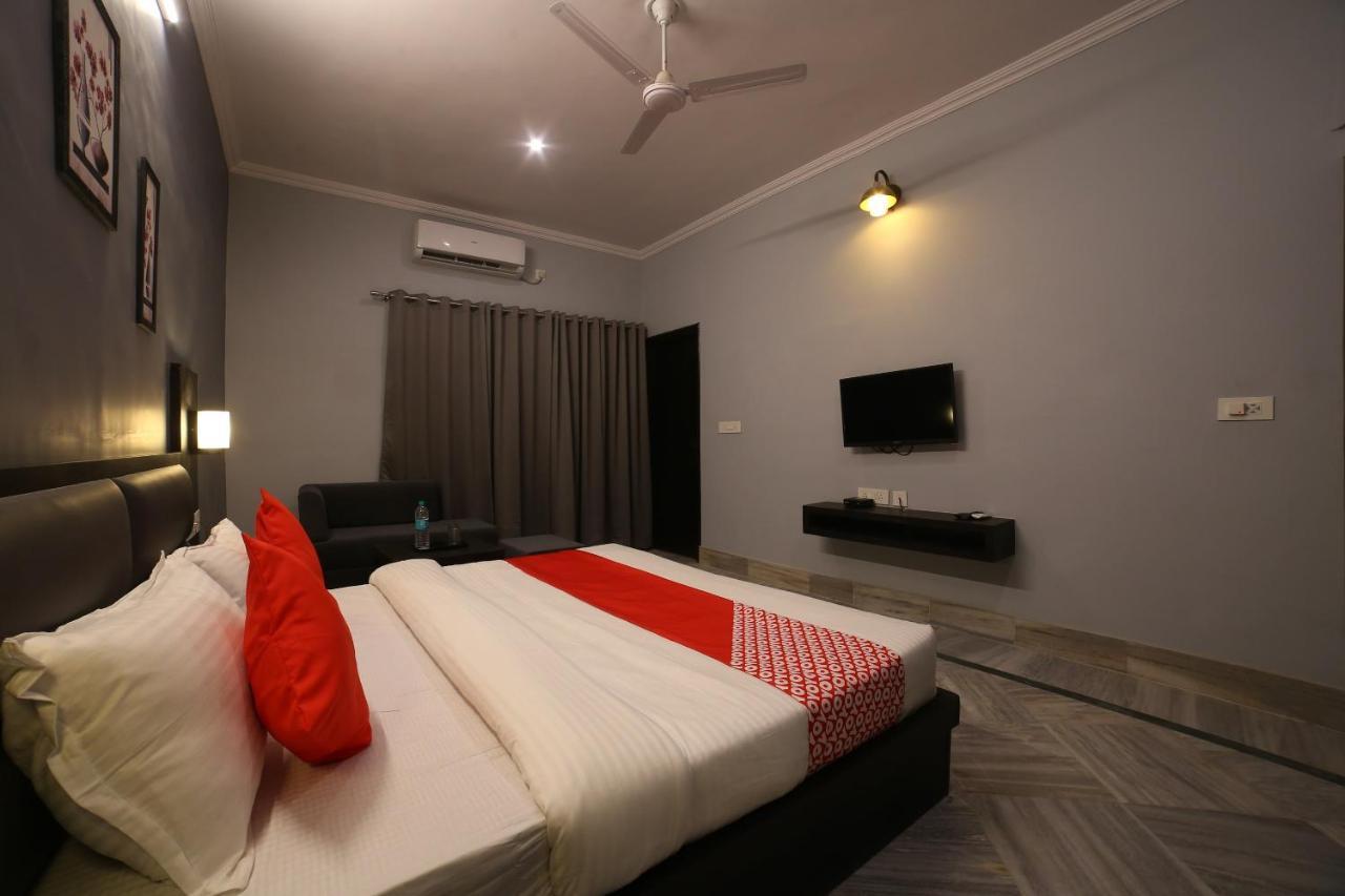 Oyo 16536 Hotel Vasko Jaipur Luaran gambar