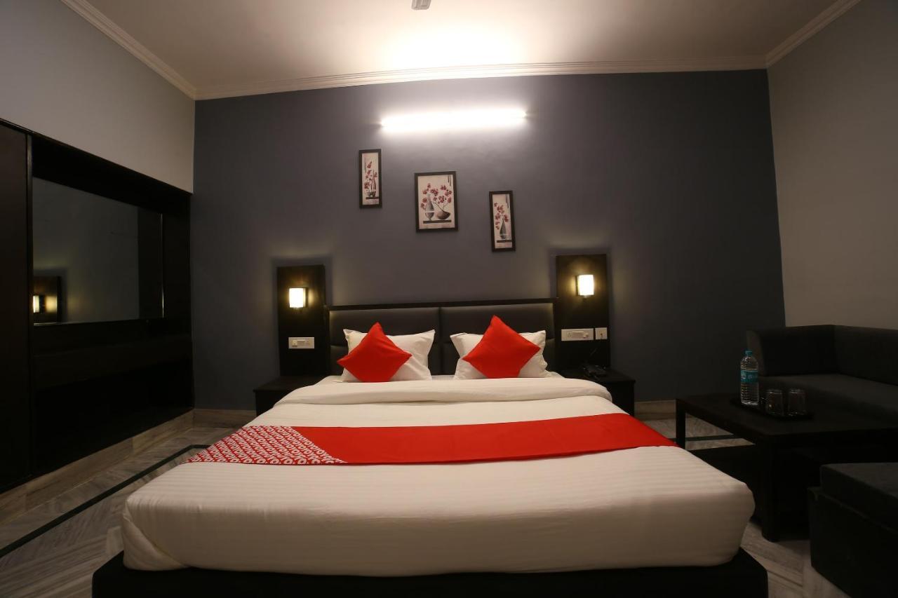 Oyo 16536 Hotel Vasko Jaipur Luaran gambar