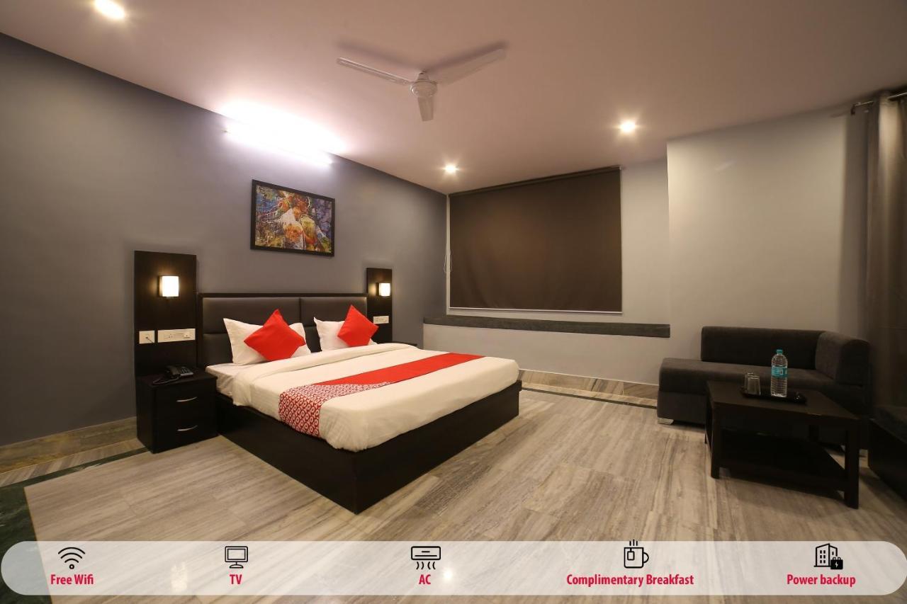 Oyo 16536 Hotel Vasko Jaipur Luaran gambar
